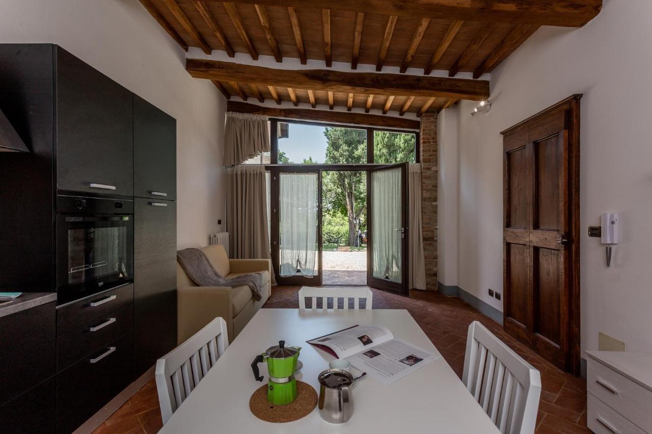 Il Borgo Di Terrensano Lejlighedshotel Siena Eksteriør billede
