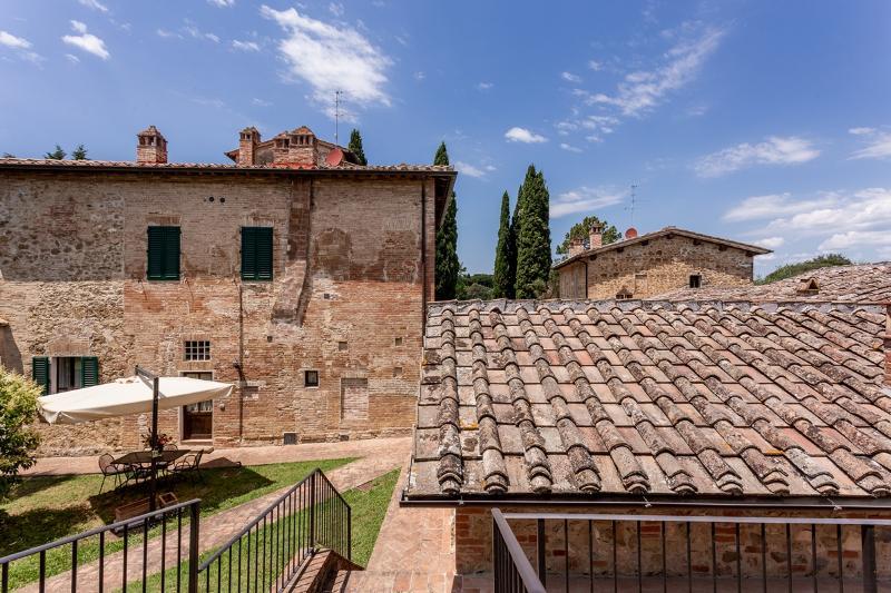 Il Borgo Di Terrensano Lejlighedshotel Siena Eksteriør billede